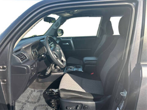 2017 Toyota 4Runner SR5