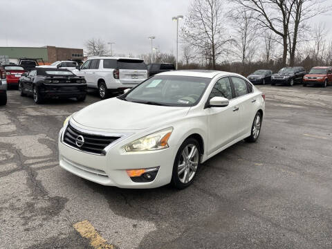 2013 Nissan Altima for sale at Ganley Chevy of Aurora in Aurora OH