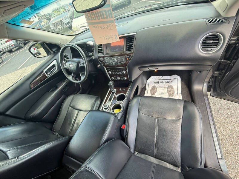 2015 Nissan Pathfinder Platinum