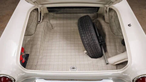 1957 Ford Thunderbird