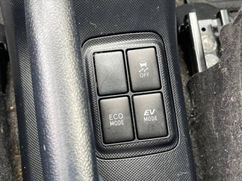 2016 Toyota Prius c Two