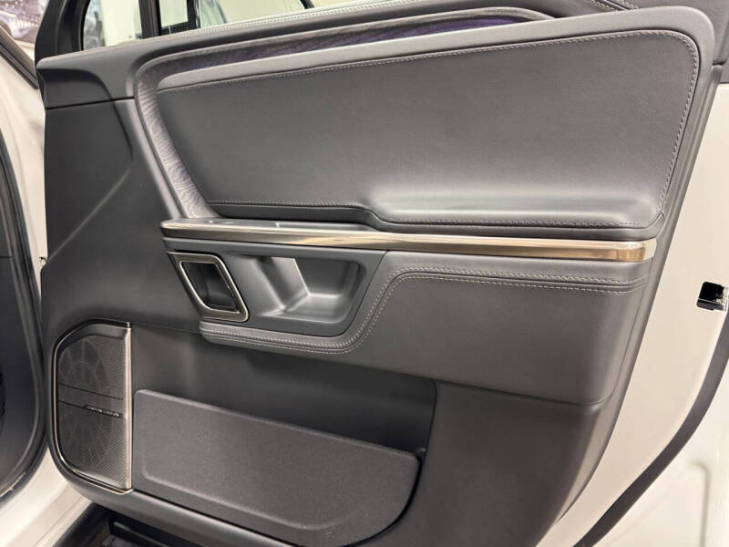 2022 Rivian R1T Adventure