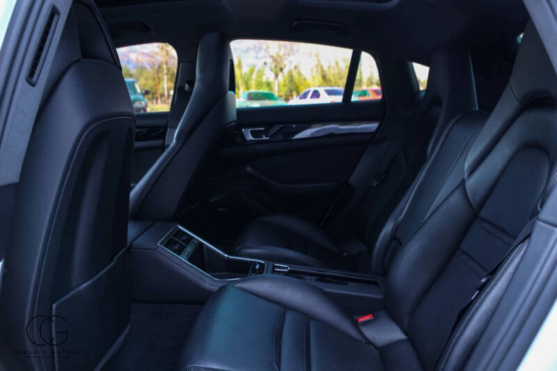 2018 Porsche Panamera