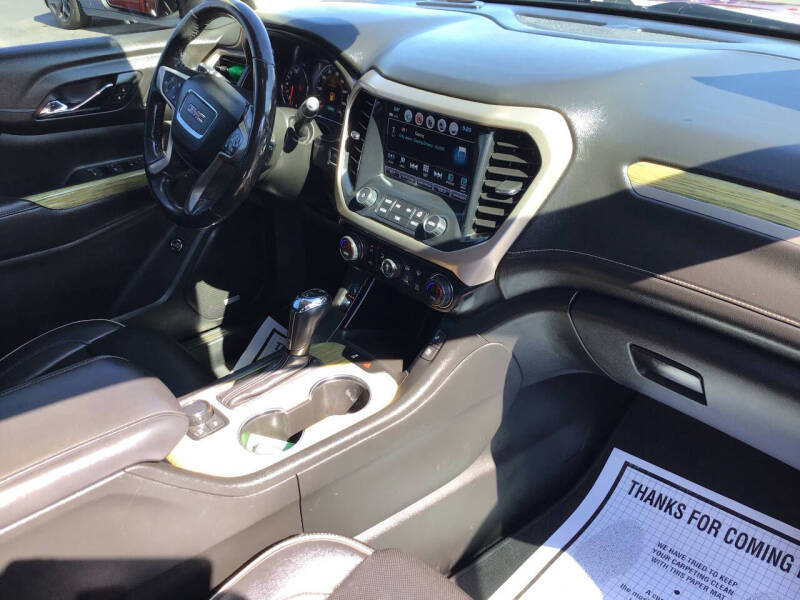 2019 GMC Acadia Denali
