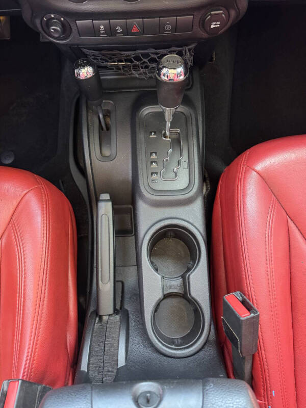 2014 Jeep Wrangler Unlimited Sahara