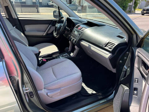 2014 Subaru Forester 2.5i