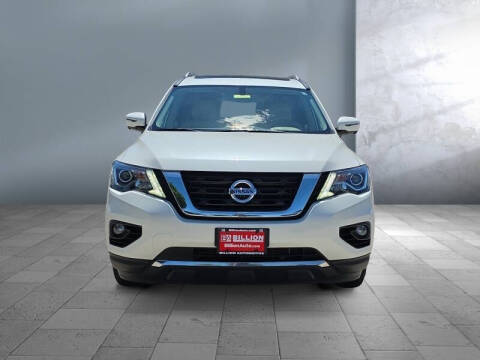 2018 Nissan Pathfinder Platinum