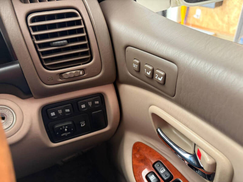 2000 Toyota Land Cruiser