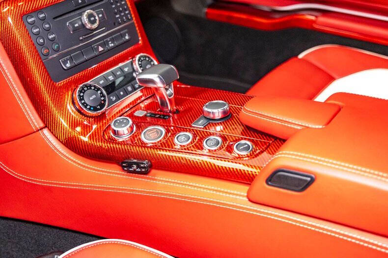 2011 Mercedes-Benz SLS AMG