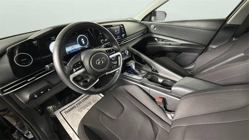 2022 Hyundai Elantra