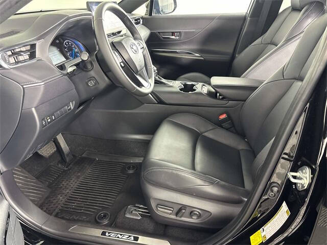 2024 Toyota Venza XLE