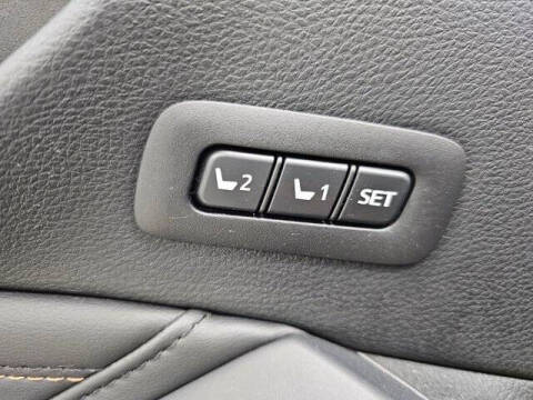 2021 Toyota Avalon Hybrid Limited