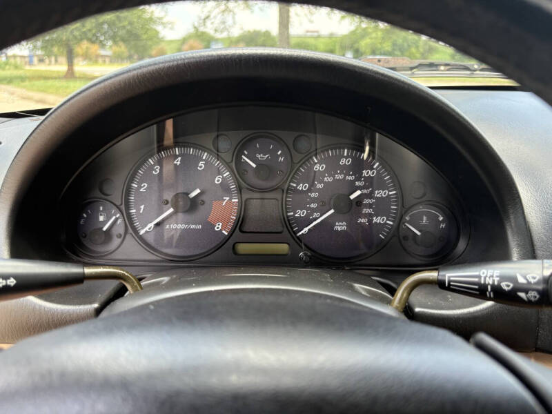 2001 Mazda B-Series B3000 DS