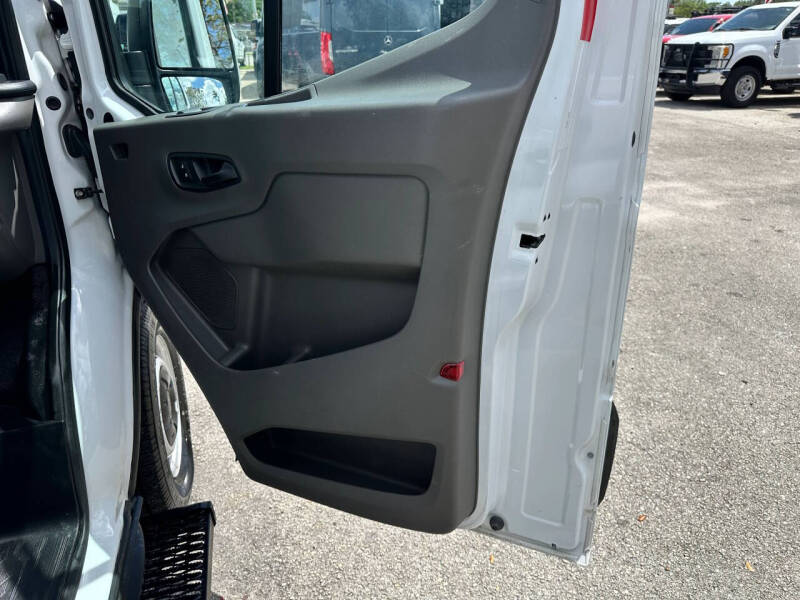 2021 Ford Transit 250