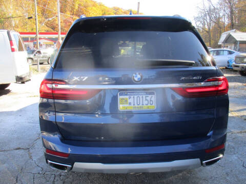 2022 BMW X7 xDrive40i