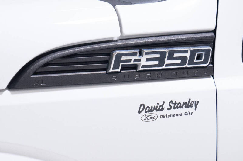 2011 Ford F-350 Super Duty XL