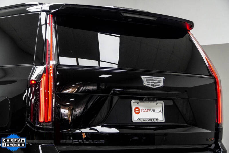 2025 Cadillac Escalade-V