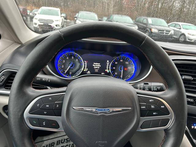 2017 Chrysler Pacifica Touring-L Plus