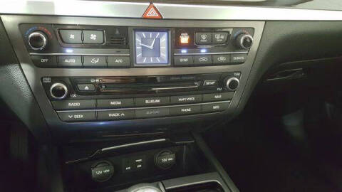 2016 Hyundai Genesis