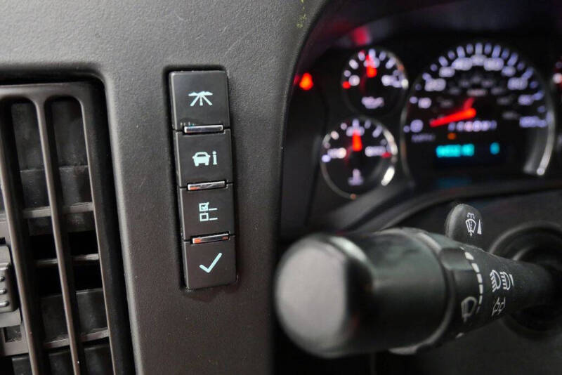 2022 GMC Savana 2500