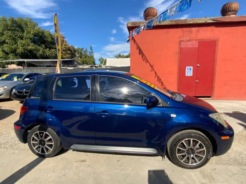 2005 Scion xA