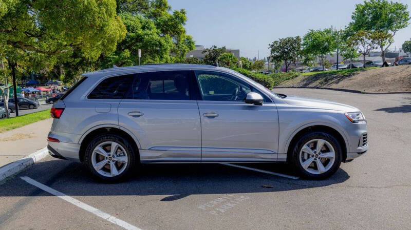 2022 Audi Q7 quattro Premium 55 TFSI