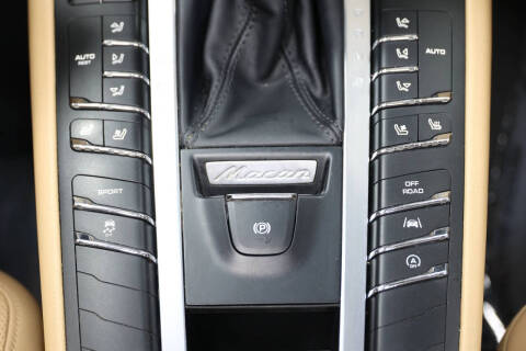 2018 Porsche Macan