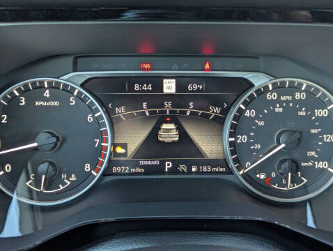 2024 Nissan Pathfinder SL