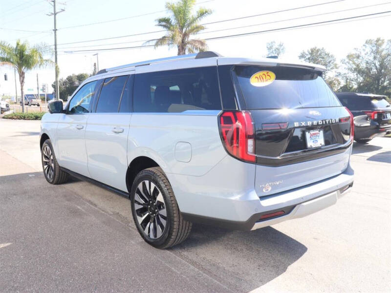 2025 Ford Expedition MAX Platinum