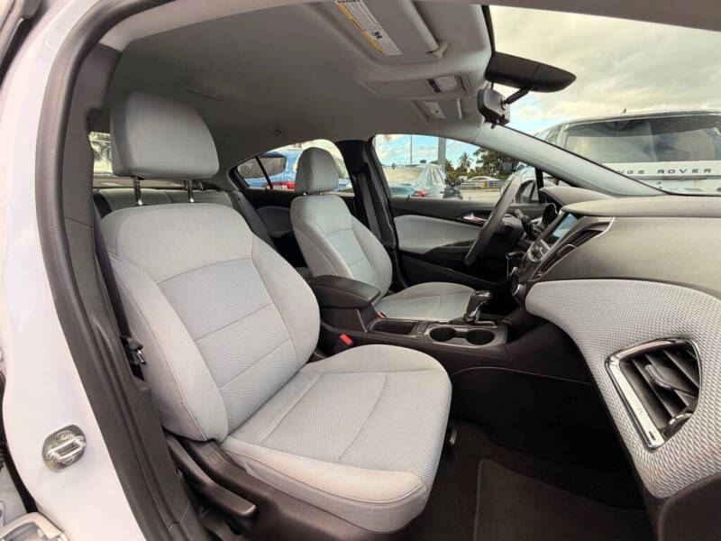 2019 Chevrolet Cruze LT