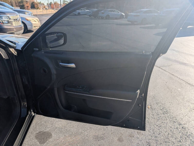 2016 Dodge Charger SXT