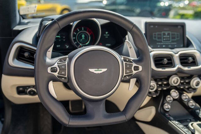 2023 Aston Martin Vantage 18