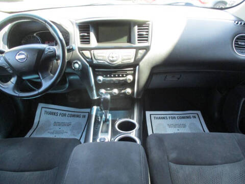 2016 Nissan Pathfinder