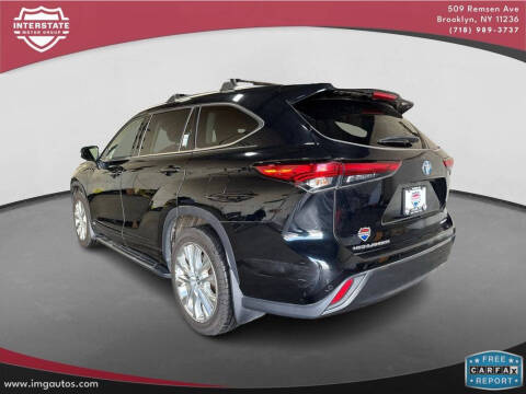 2022 Toyota Highlander Hybrid Limited