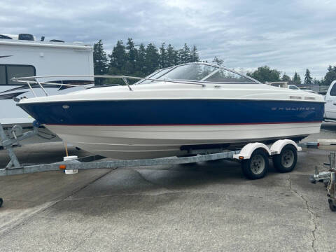 2004 Bayliner 210 CU