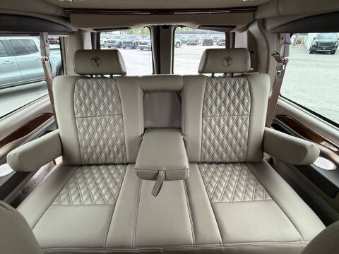 2025 Chevrolet Express 2500