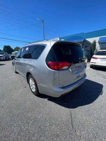 2020 Chrysler Pacifica Touring L