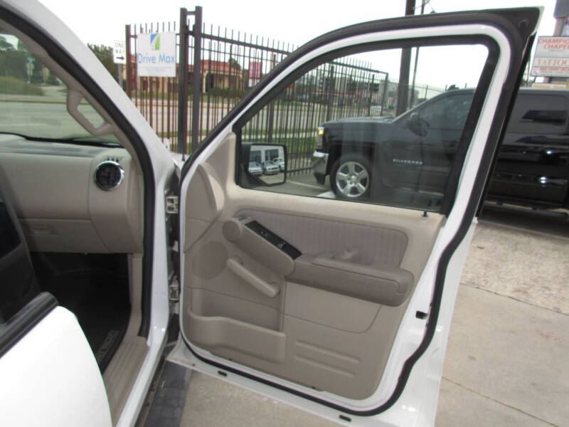 2007 Ford Explorer Sport Trac XLT