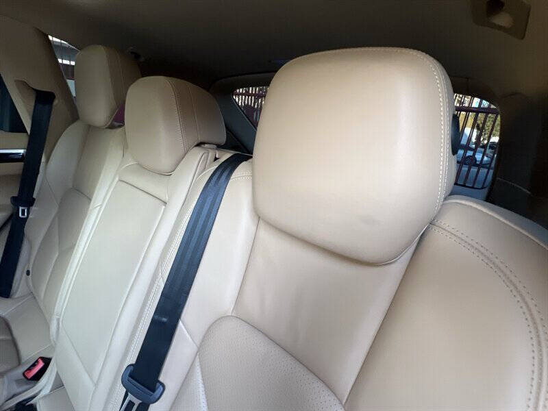 2013 Porsche Cayenne S