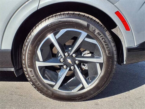 2025 Chevrolet Equinox EV LT