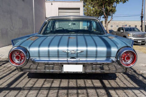 1968 Ford Thunderbird