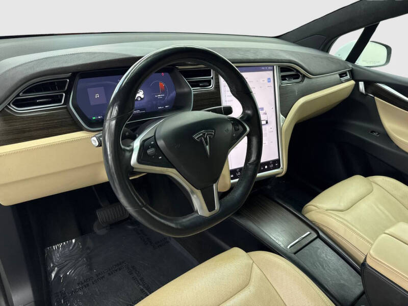 2016 Tesla Model X 75D
