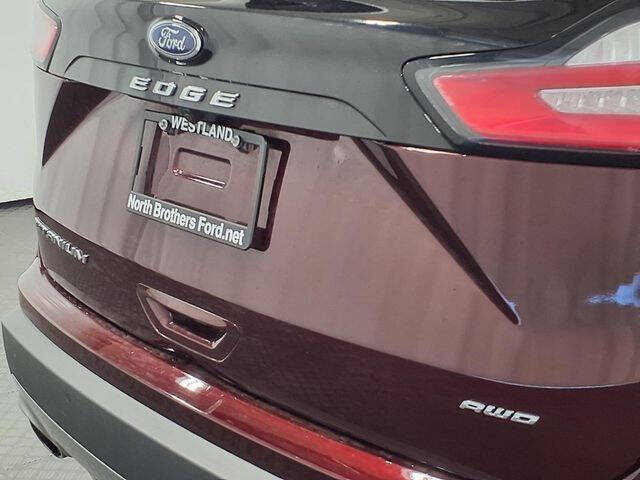 2023 Ford Edge Titanium