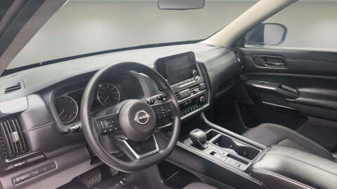 2023 Nissan Pathfinder S