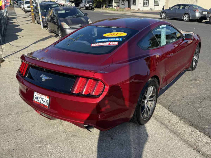 2017 Ford Mustang EcoBoost