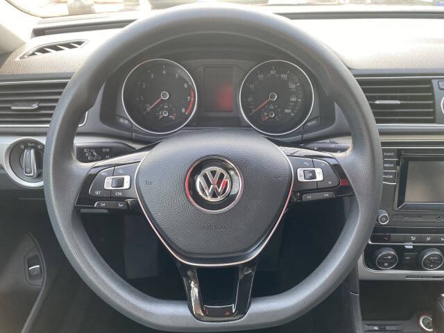 2017 Volkswagen Passat 1.8T S