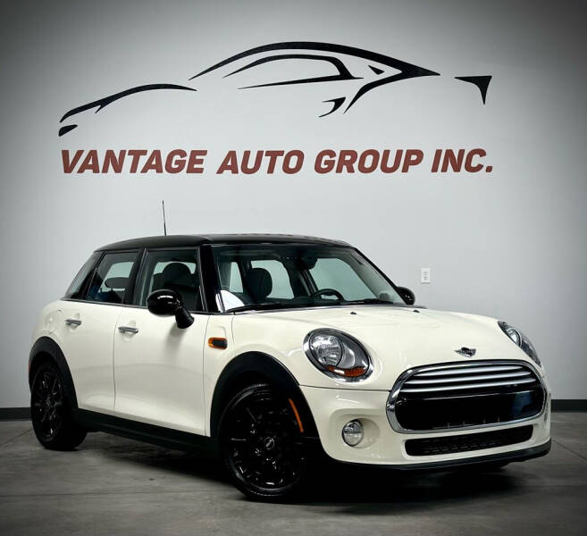 2015 MINI Hardtop 4 Door for sale at Vantage Auto Group Inc in Fresno CA