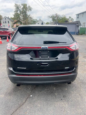2018 Ford Edge SE
