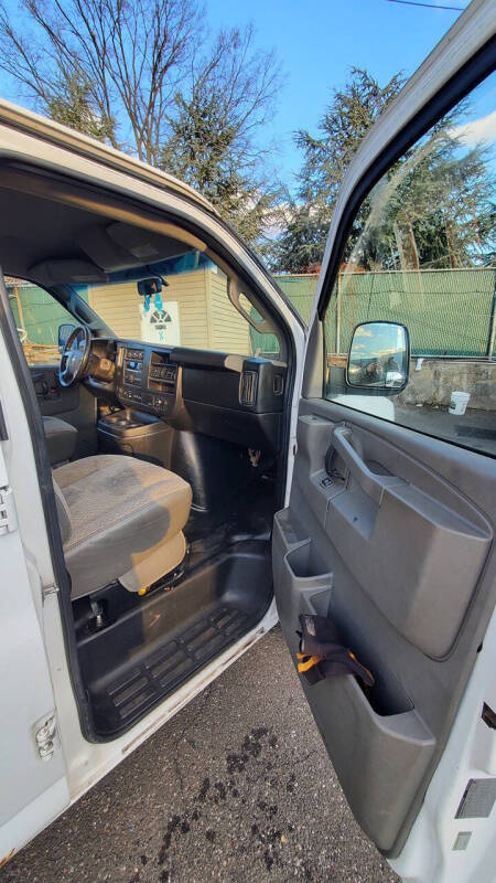 2016 Chevrolet Express 2500