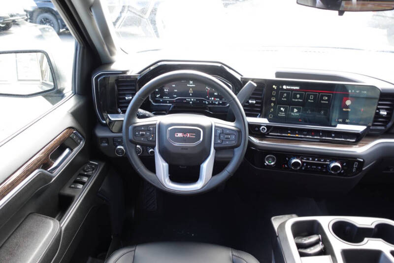 2023 GMC Sierra 1500 Elevation Standard